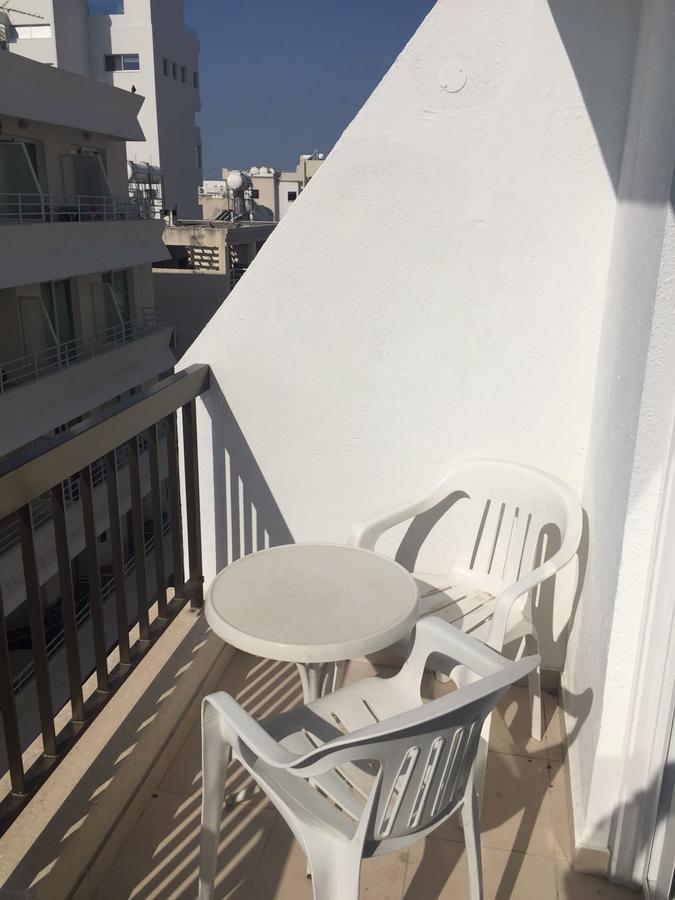 Nautilus Tourist Apartments Larnaca Exteriér fotografie